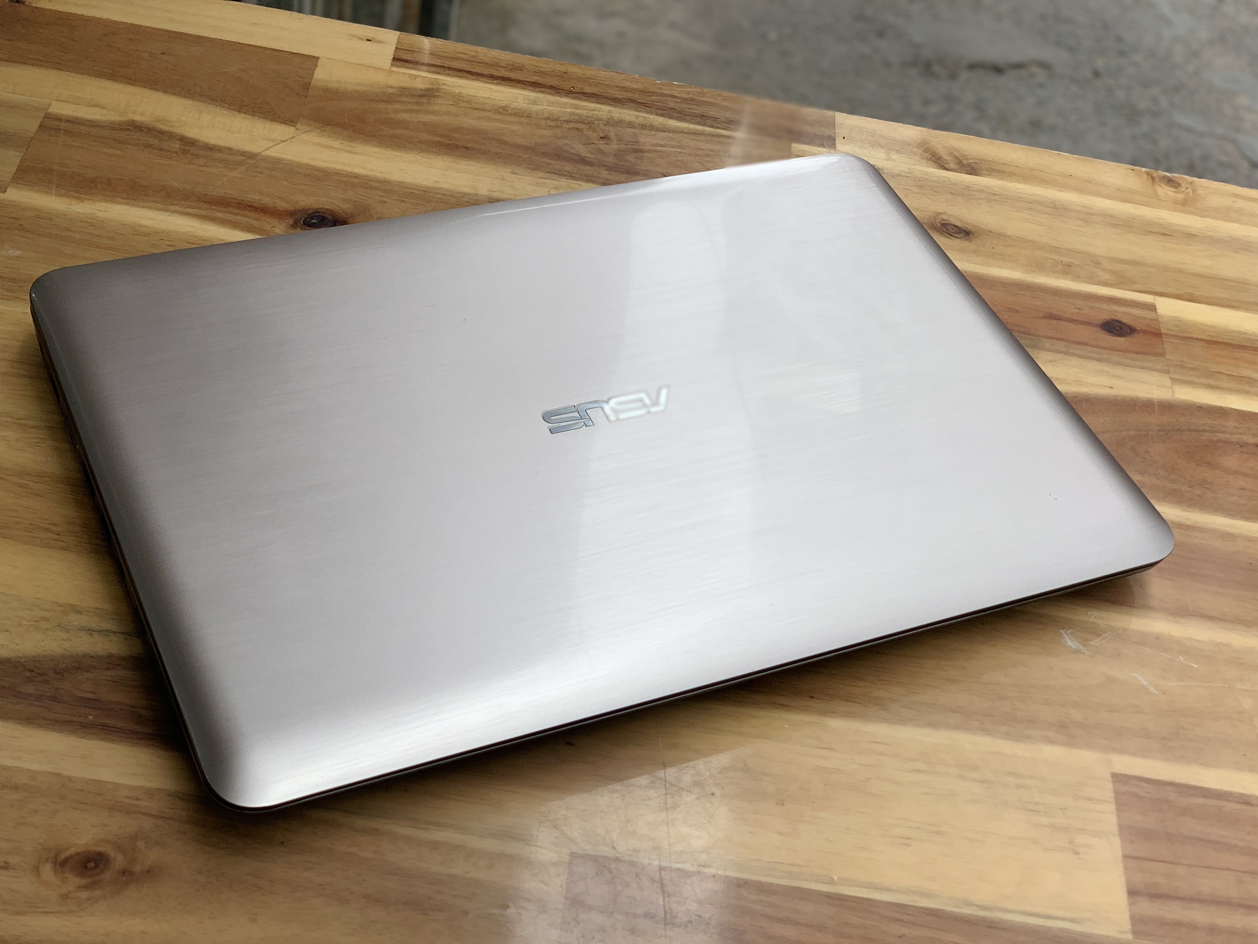 Laptop Asus A556UR, I5 6200U 4G SSD128 Vga GT930MX 2G Đẹp zin 100% Giá rẻ7
