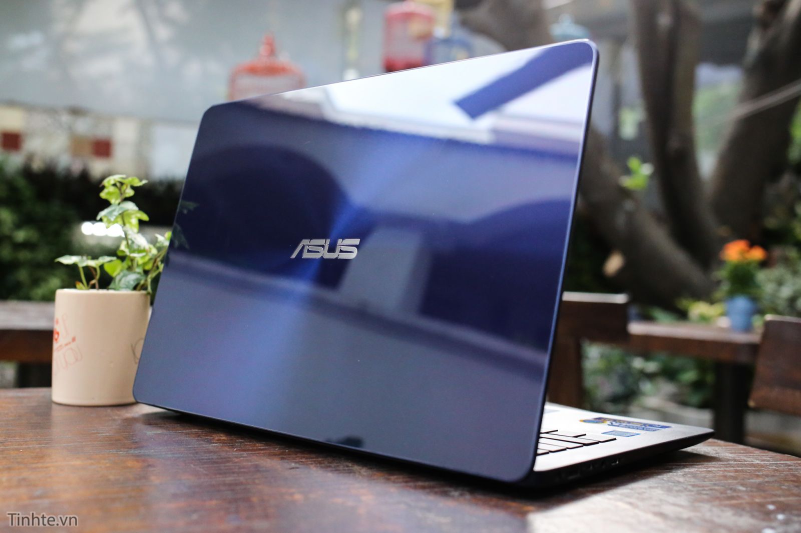Laptop Asus Zenbook UX430UA/ i5 7200U/ 8G/ SSD256G/ Full HD/ Viền Mỏng/ Win 10/ Giá rẻ7