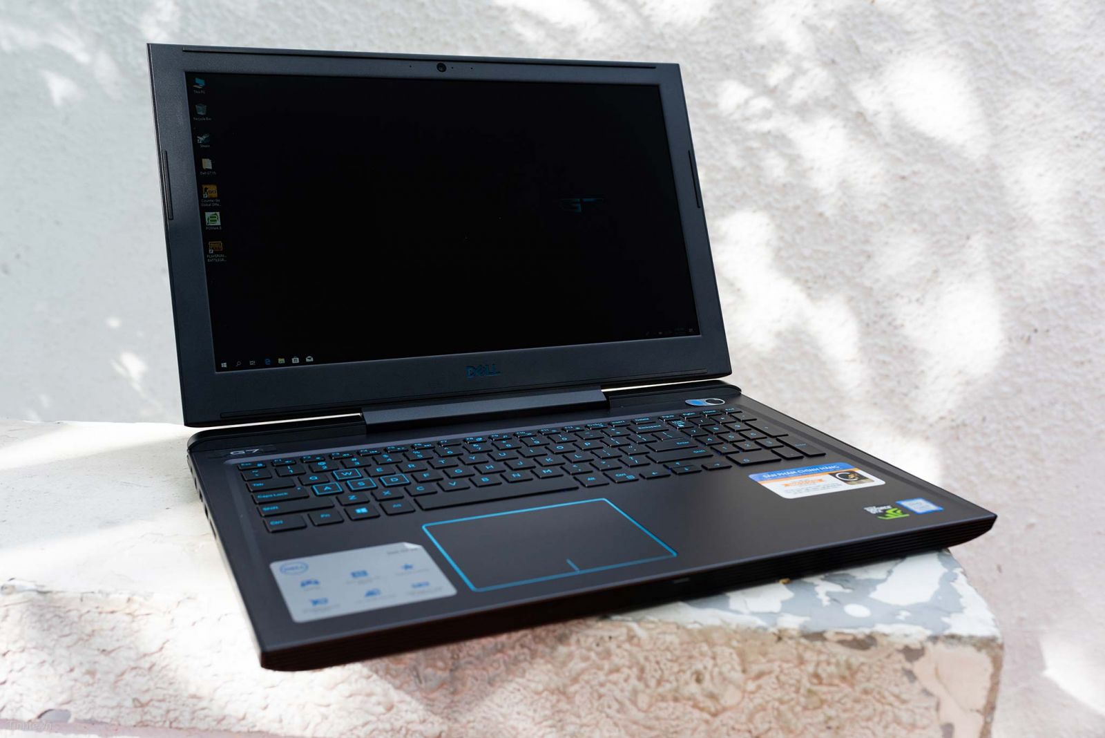 Laptop Dell Gaming G7 7588/ i5 8300HQ/ 8G - 16G/ SSD128+1T/ Vga GT1050Ti 4G / Full HD/ Finger/ Cổ Máy Chiến Game4