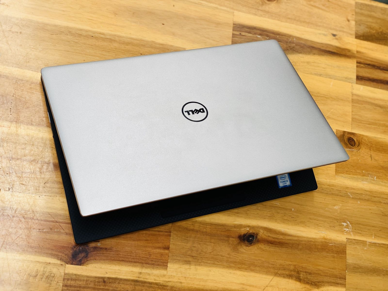 Laptop Dell XPS 13 9350, I5 6200U 8G SSD256 QHD 3K Full Viền TOUCH Zin Giá rẻ3