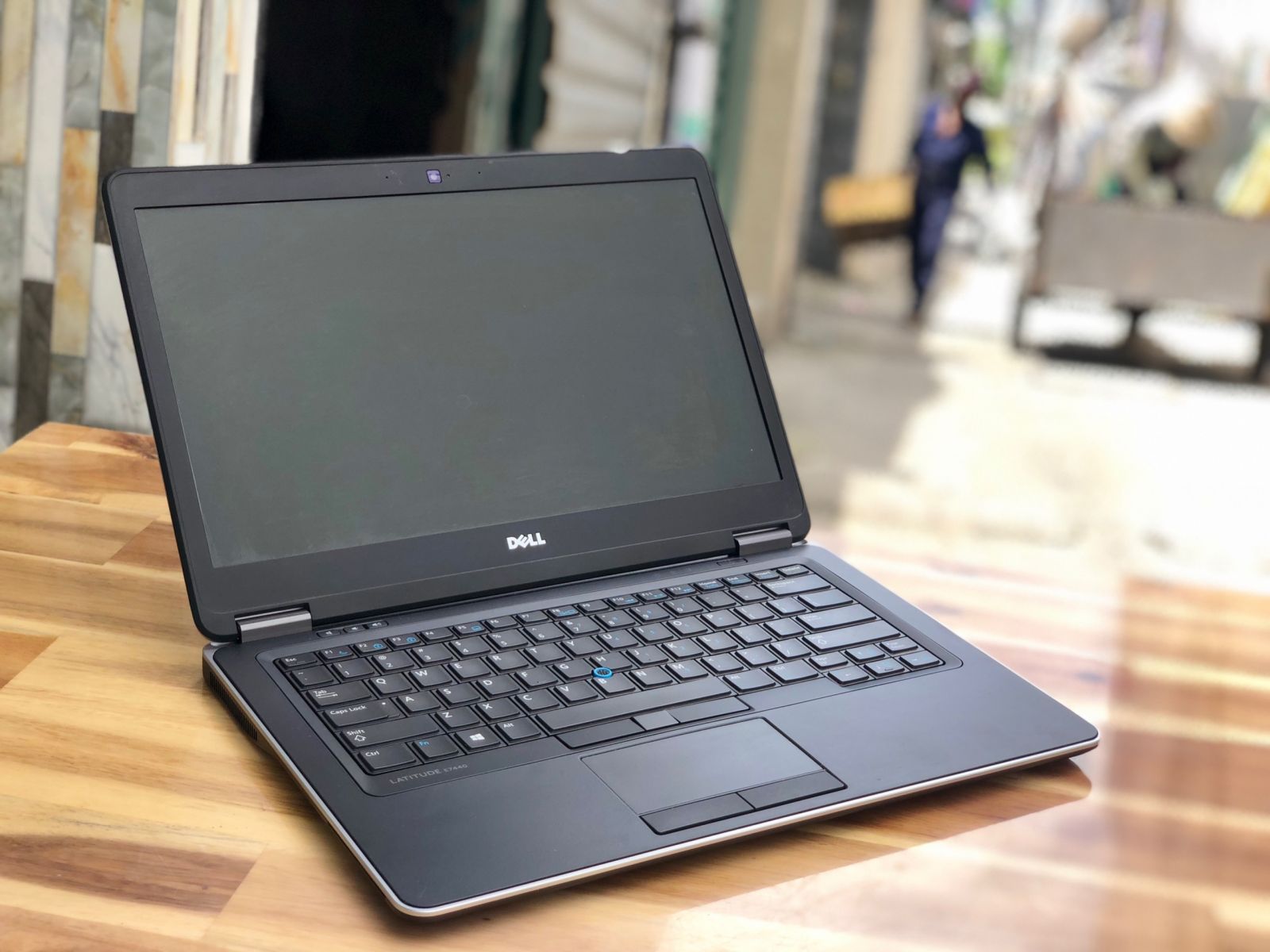 Laptop Dell Ultrabook E7440, i5 4300U 4G Đẹp zin 100% USA Giá rẻ [ HOT ]1