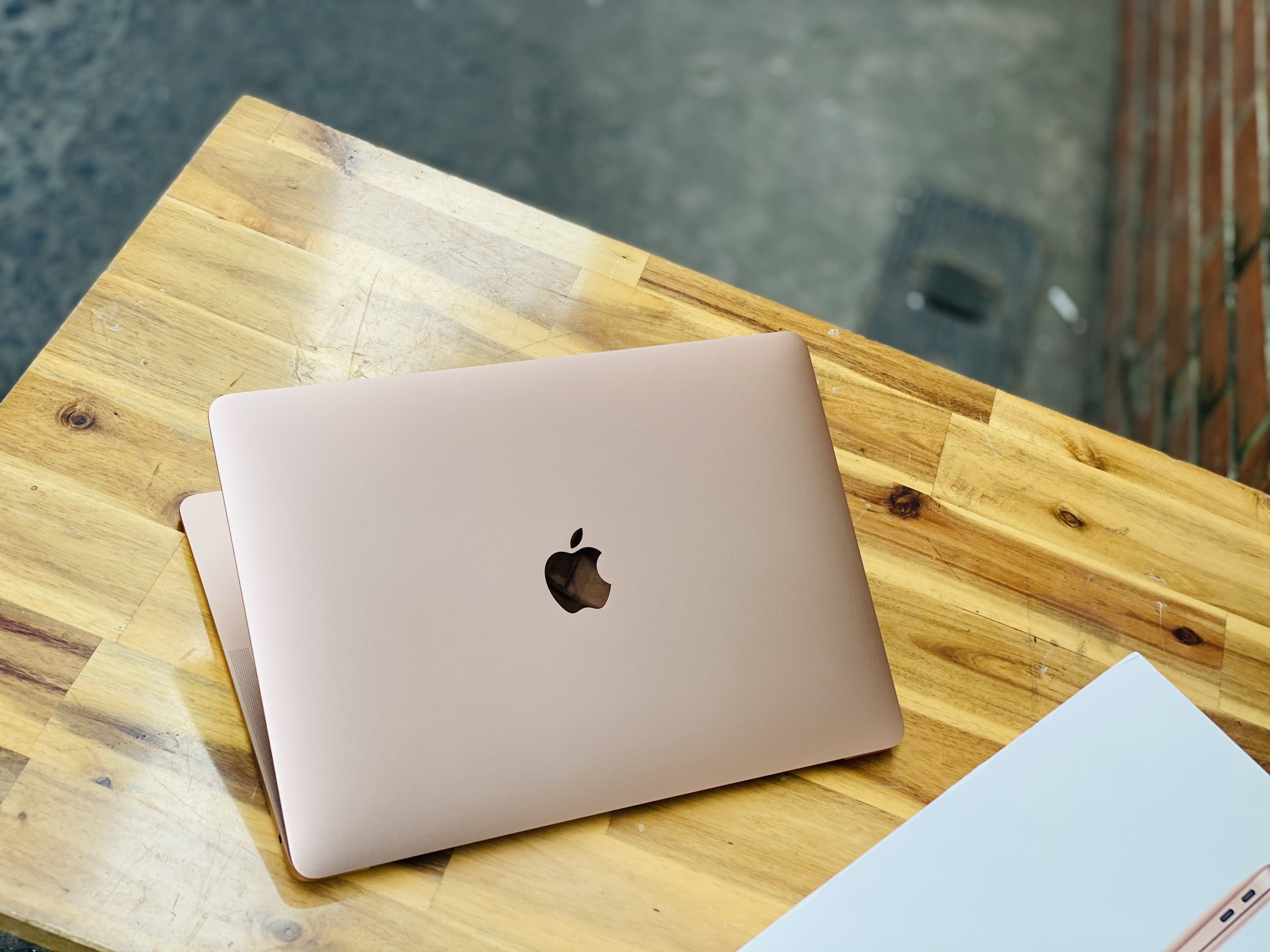 Macbook Air 2019/ Core i5/ 8G/ 13in/ Retina/ Pin lâu/ Phiên bản giới hạn/ Màu vàng hồng sang chảnh/ Giá rẻ1