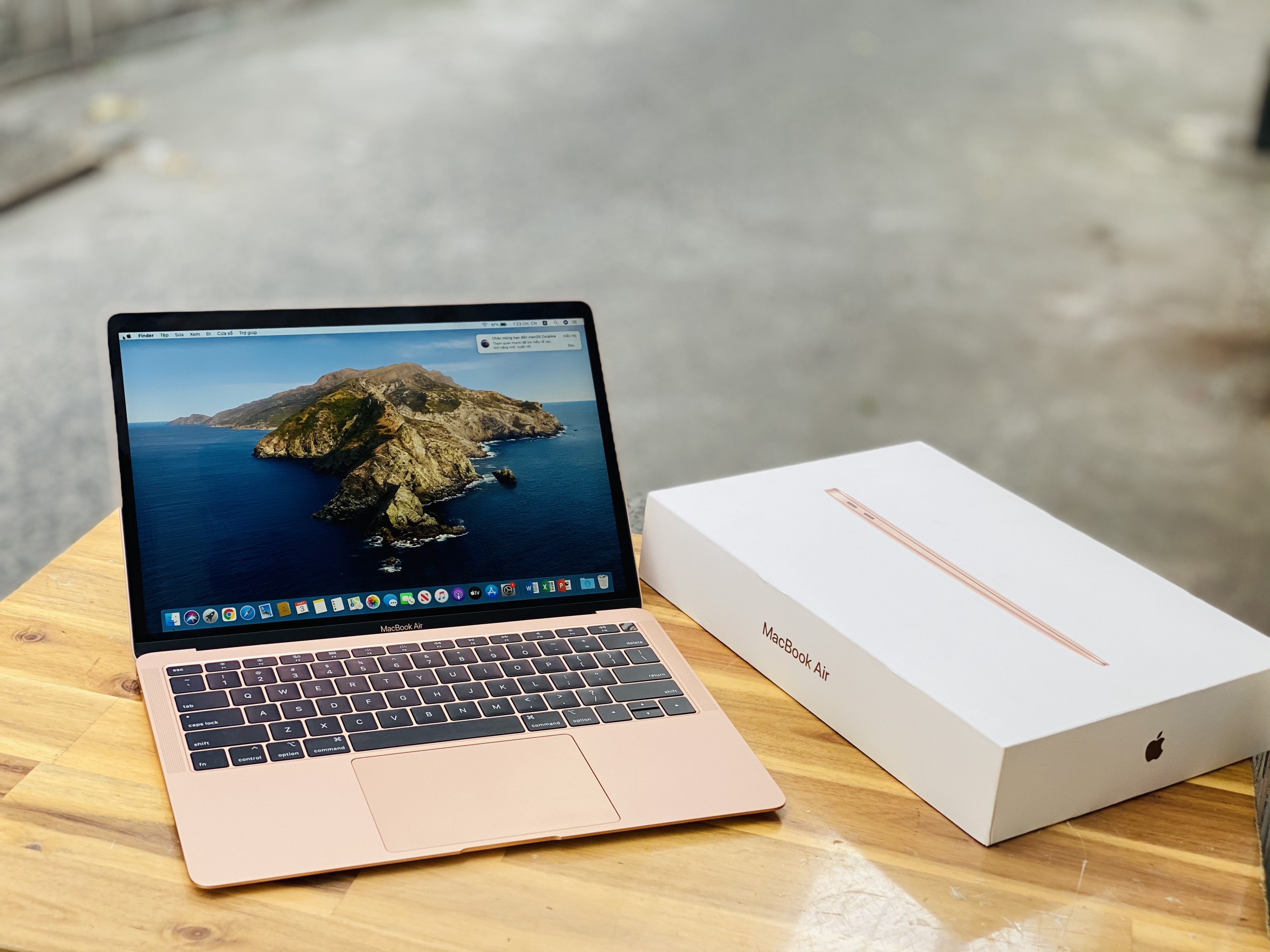 Macbook Air 2019/ Core i5/ 8G/ 13in/ Retina/ Pin lâu/ Phiên bản giới hạn/ Màu vàng hồng sang chảnh/ Giá rẻ5