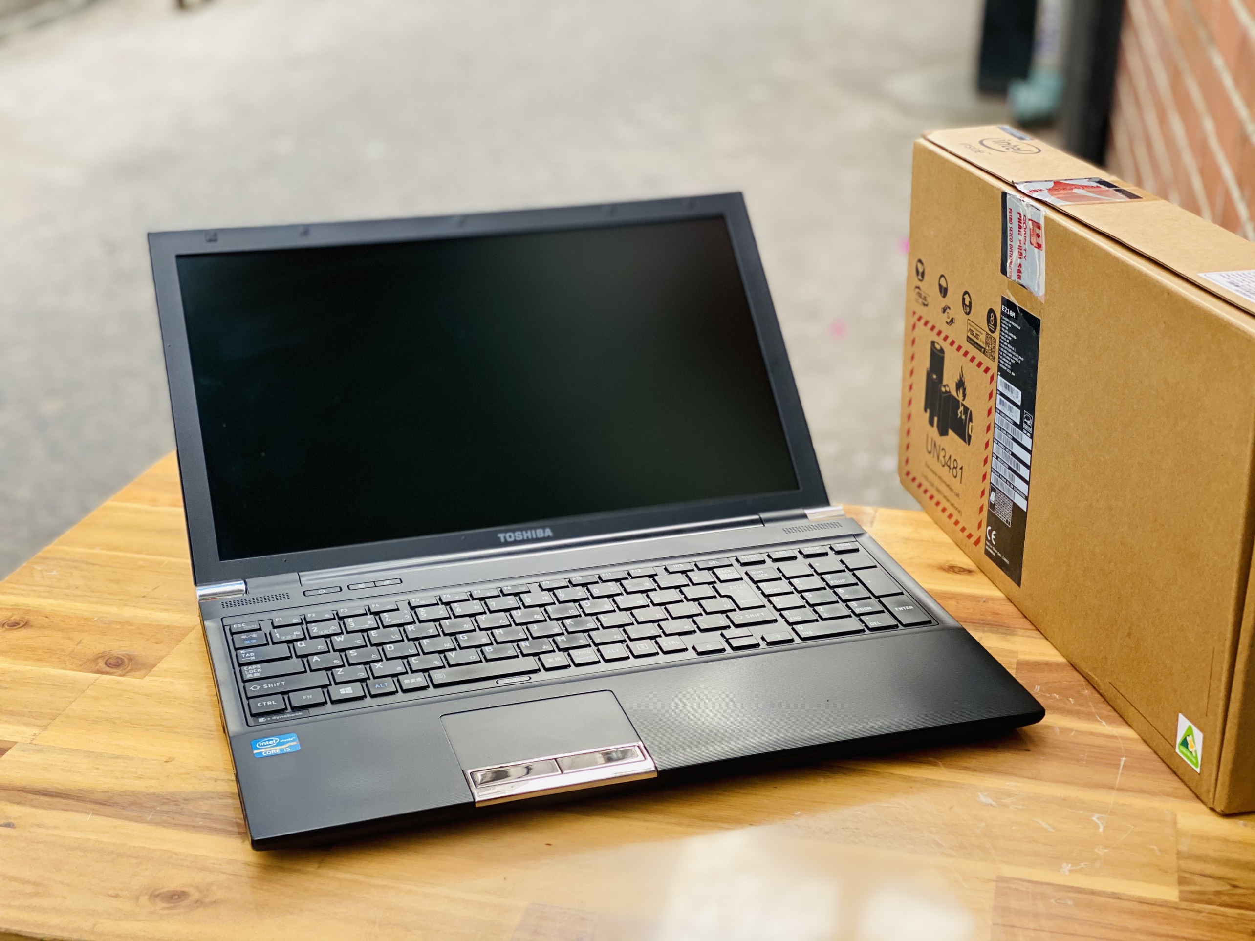 Laptop Toshiba R752 i5 3340M/ 4G/ SSD/ Vga HD4000/ 15.6icnh/ Siêu Bền/ Giá rẻ1