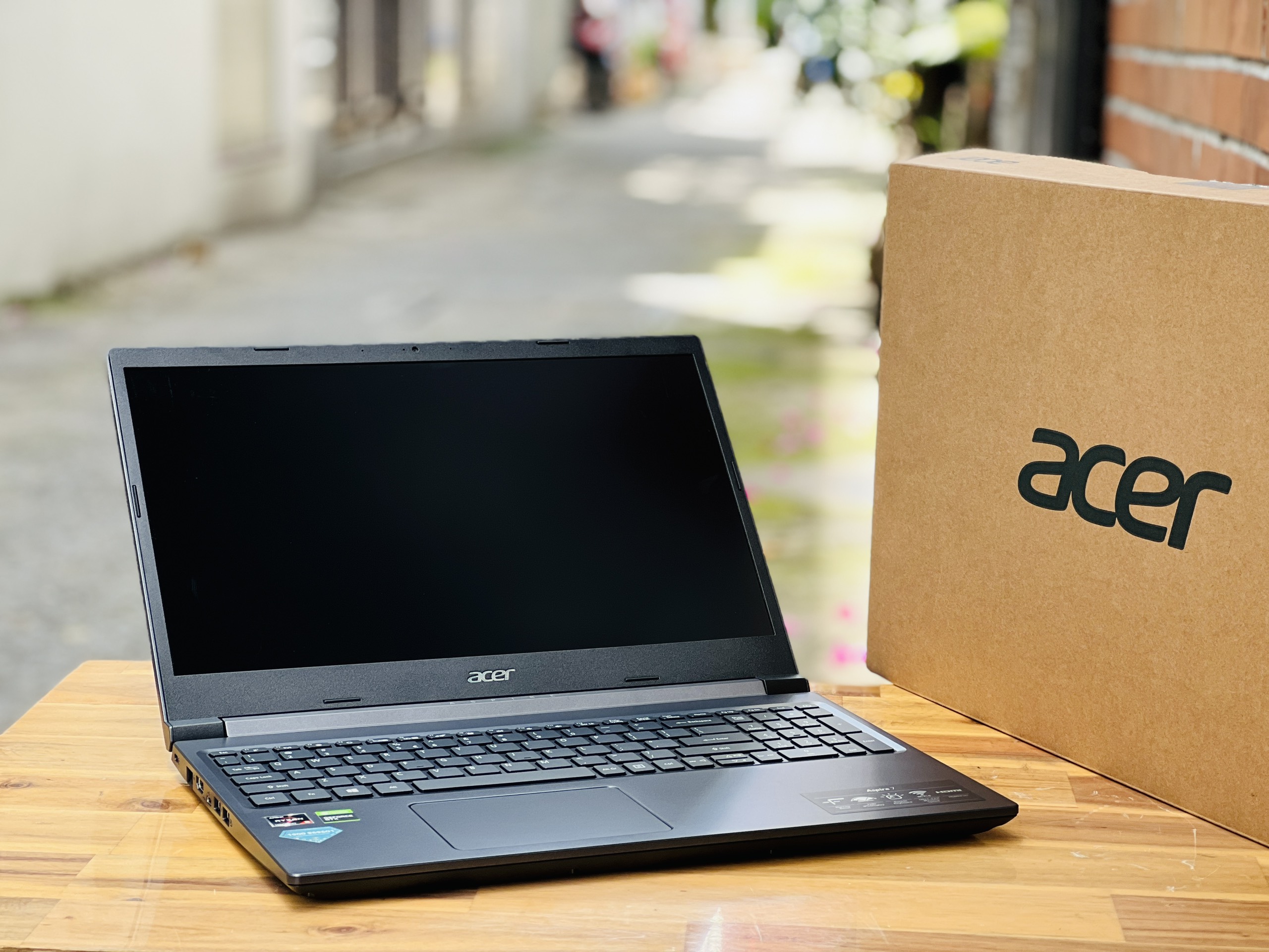 Laptop Gaming Acer Aspire 7 A715 Ryzen 5 5500/ RAM 8GB/ SSD256GB/ GTX1650 / Full HD IPS/ NEW BOX3