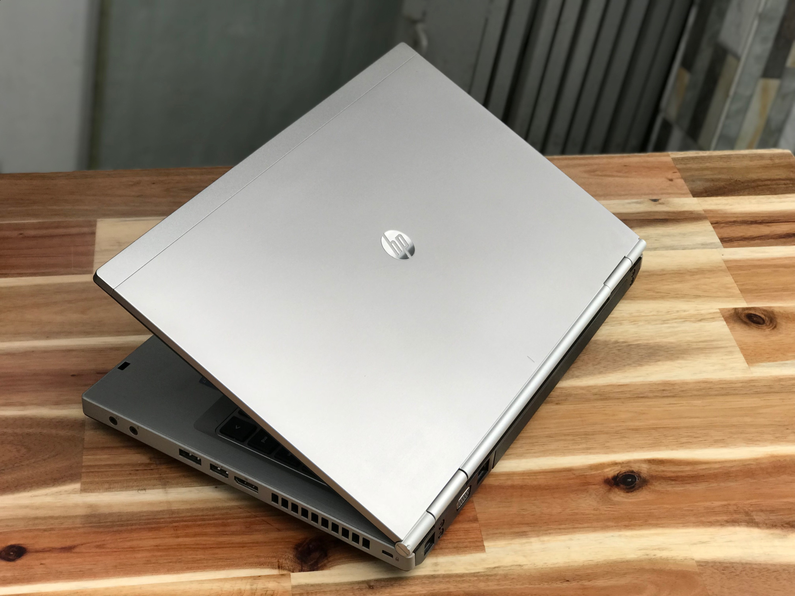 Laptop Hp Elitebook 8460p , i5 2520M 4G 500G Đẹp zin 100% Giá rẻ1