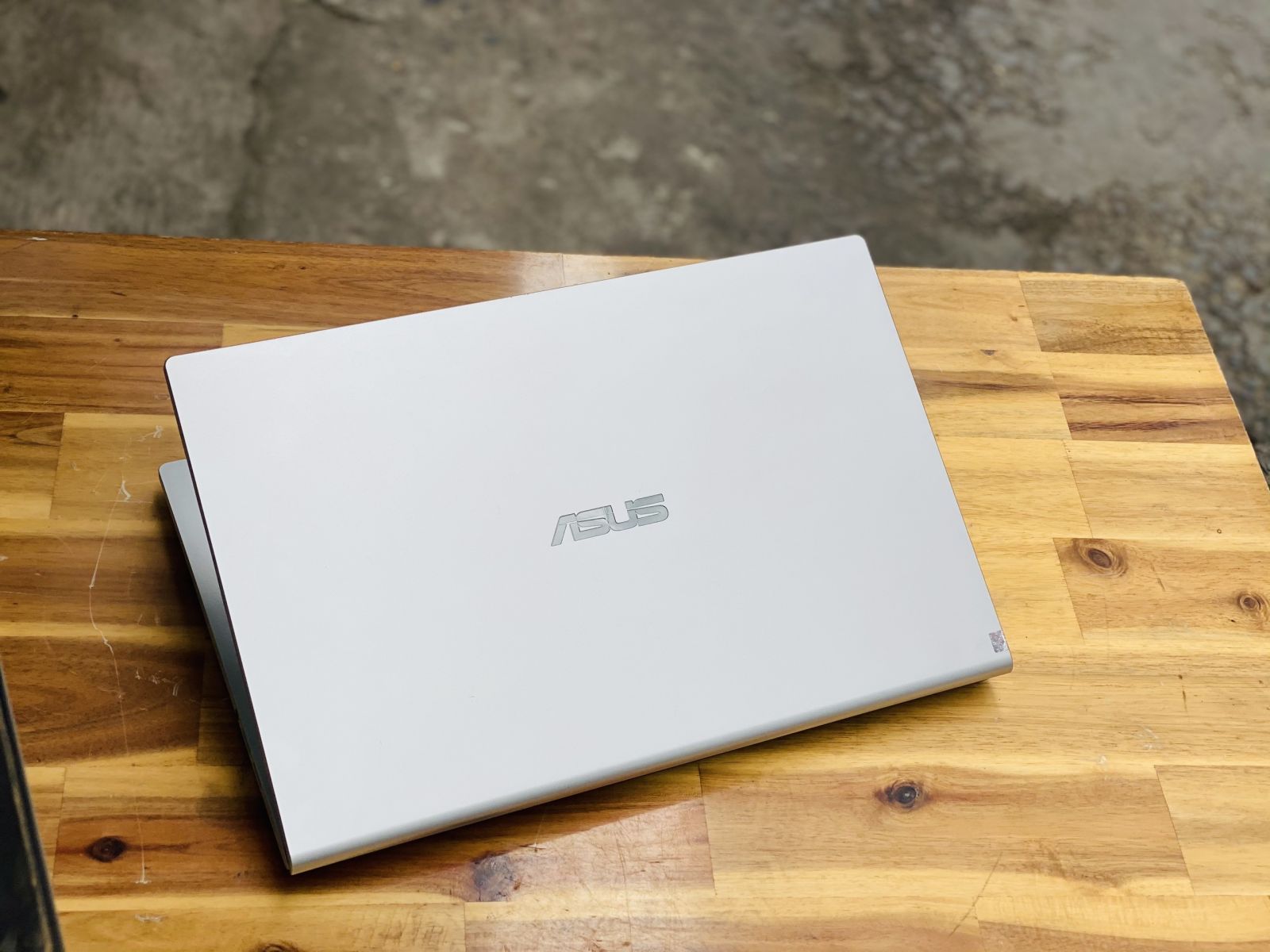 Laptop Asus Vivobook X509FJ/ i5 8265 8CPUS/ SSD128+500G/ 15in/ Full HD/ Vga MX230/ Chuyên Game Đồ Họa
