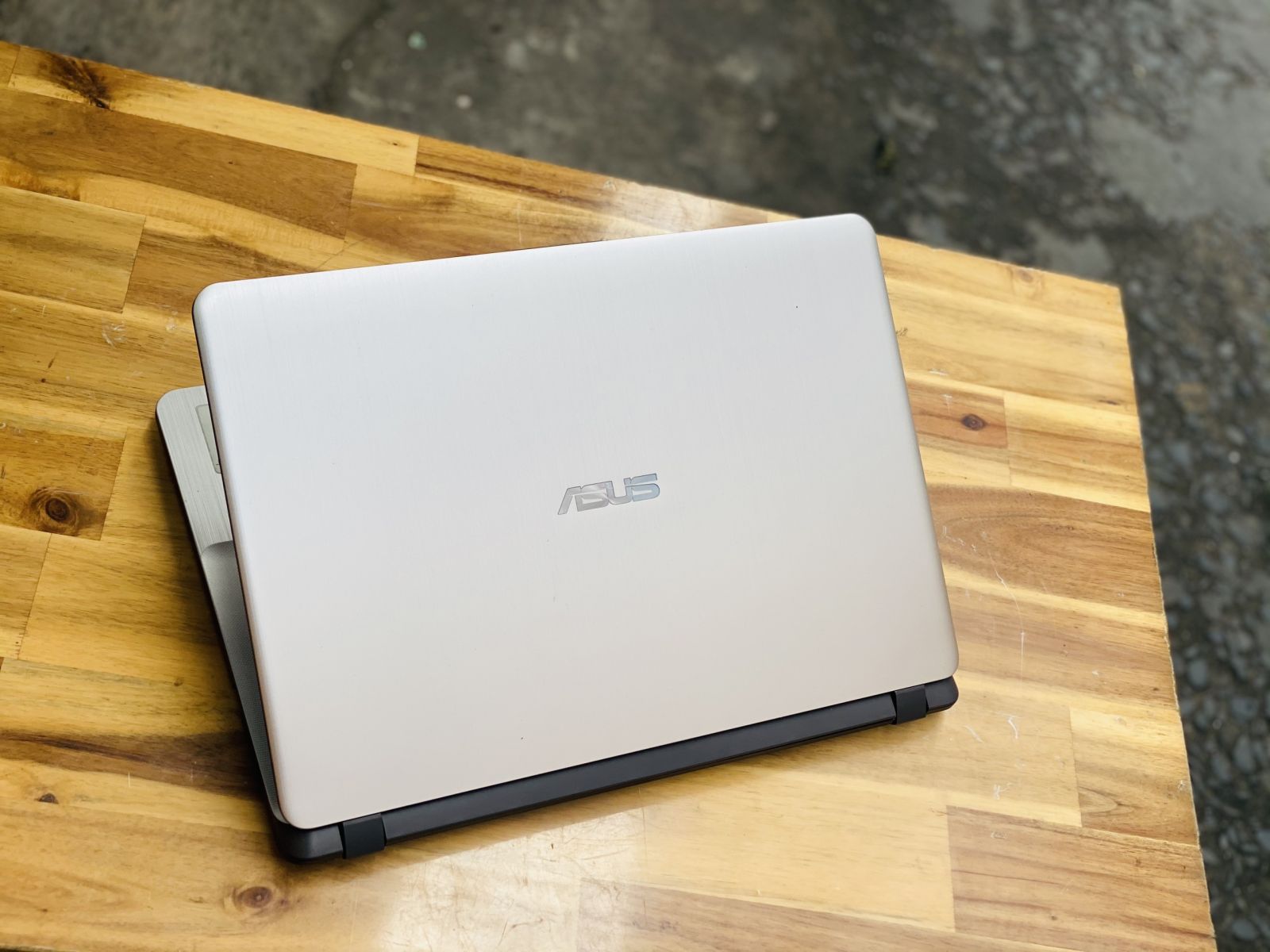 Laptop Asus Vivobook X507UF/ i5 8250U 8CPUS/ SSD128G + 500G/ Vga MX130/ Full HD/ Viền Mỏng/ Finger/ Giá rẻ