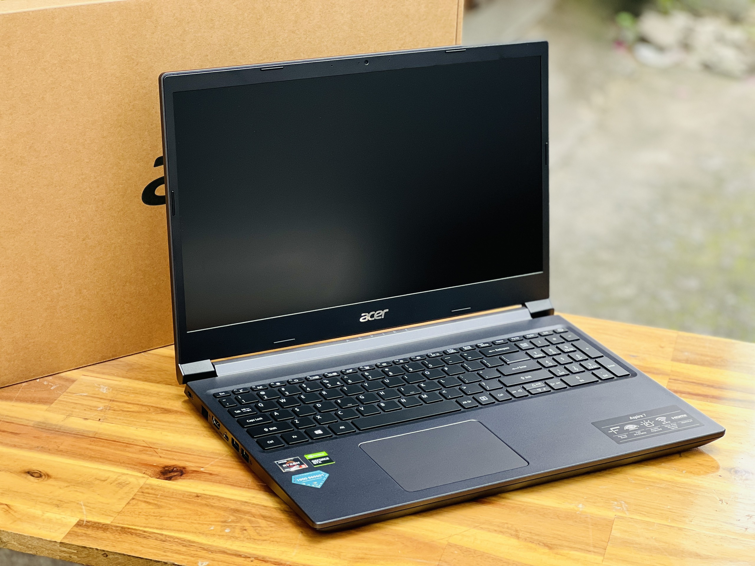 Laptop Gaming Acer Aspire 7 A715 Ryzen 5 5500/ RAM 8GB/ SSD256GB/ GTX1650 / Full HD IPS/ NEW BOX